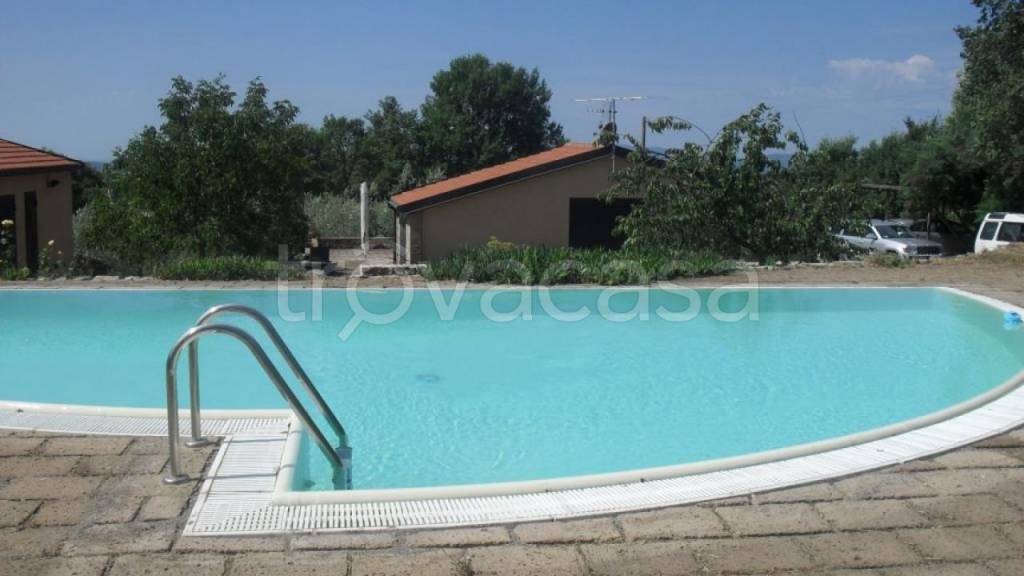 casa indipendente in vendita a Roccastrada