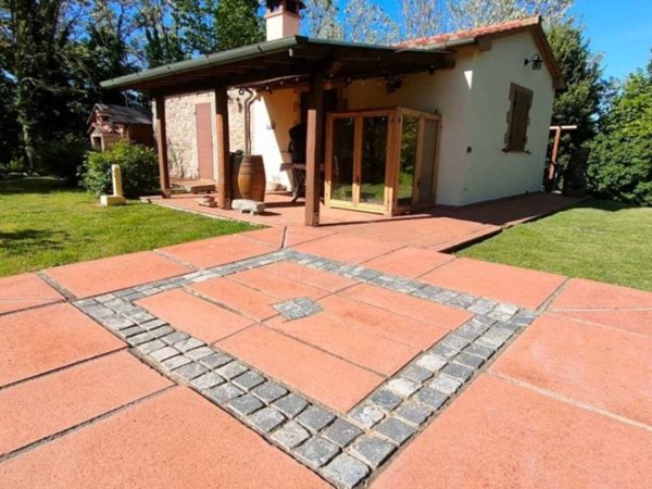 casa indipendente in vendita a Roccastrada in zona Torniella