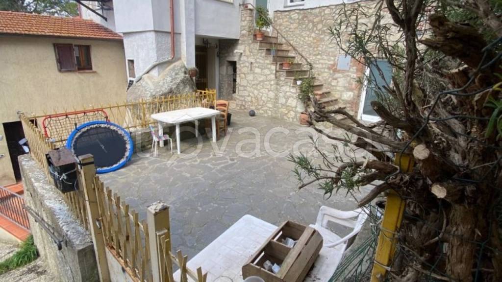 appartamento in vendita a Roccastrada