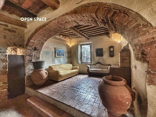 casa indipendente in vendita a Roccastrada in zona Roccatederighi