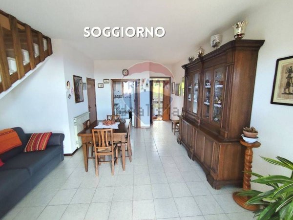casa indipendente in vendita a Roccastrada in zona Sassofortino