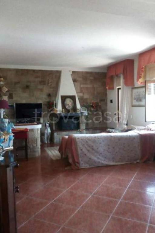 appartamento in vendita a Roccastrada in zona Sassofortino