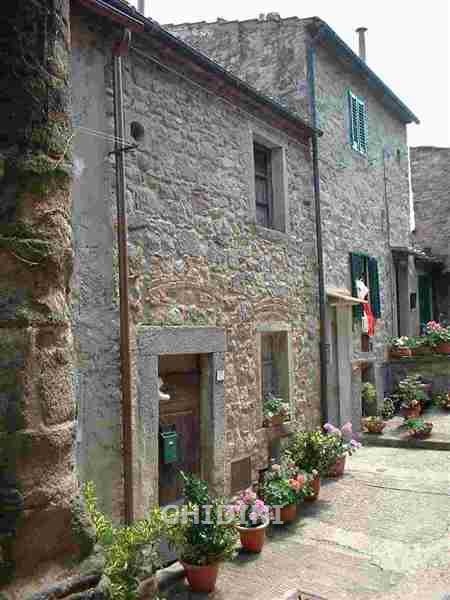 casa indipendente in vendita a Roccastrada