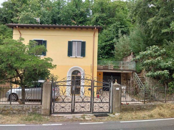 casa indipendente in vendita a Roccastrada in zona Roccatederighi