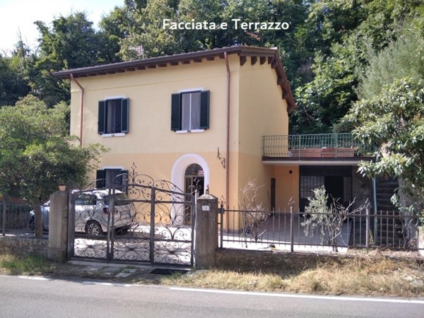 casa indipendente in vendita a Roccastrada in zona Roccatederighi