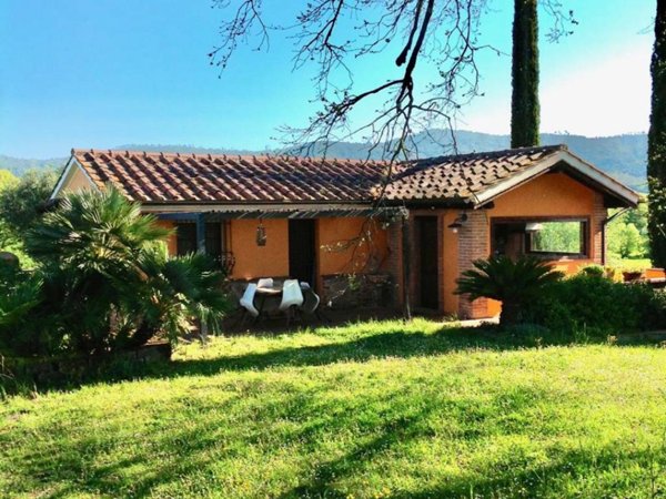 casa indipendente in vendita a Roccastrada