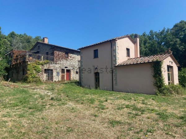 casale in vendita a Roccastrada