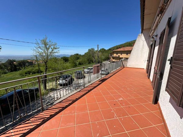 appartamento in vendita a Roccastrada in zona Sassofortino