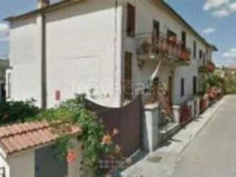 appartamento in vendita a Roccastrada in zona Ribolla