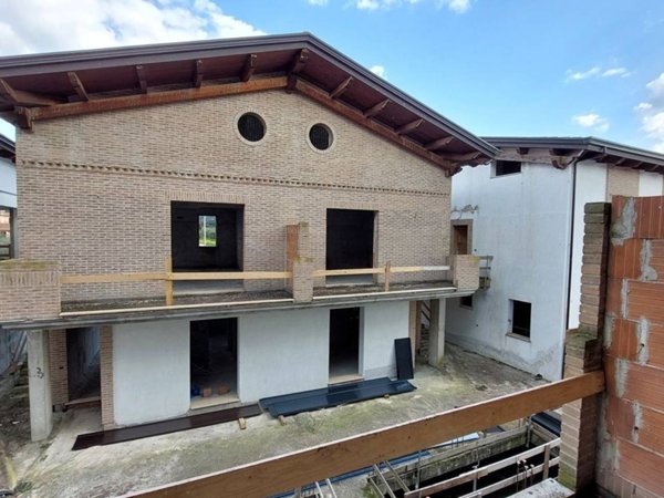 appartamento in vendita a Roccastrada in zona Sticciano