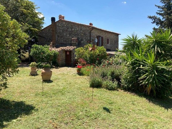 casale in vendita a Roccastrada