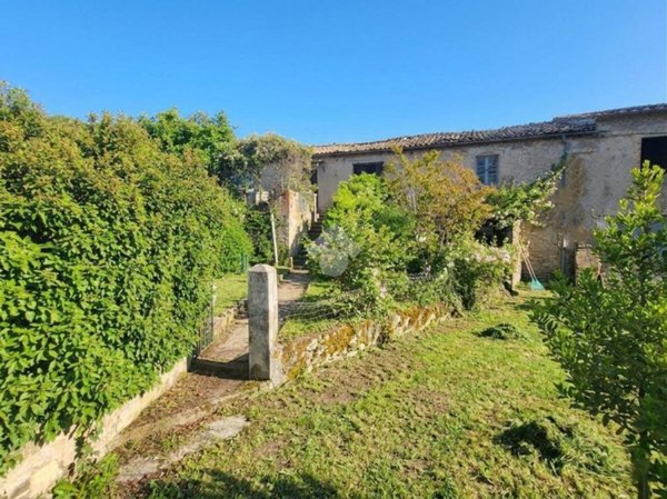 casa indipendente in vendita a Roccastrada in zona Roccatederighi