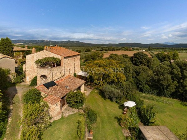 casa indipendente in vendita a Roccastrada in zona Montemassi