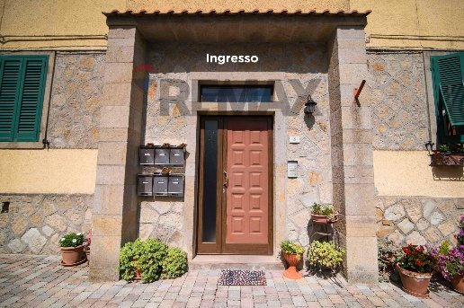 appartamento in vendita a Roccastrada in zona Montemassi