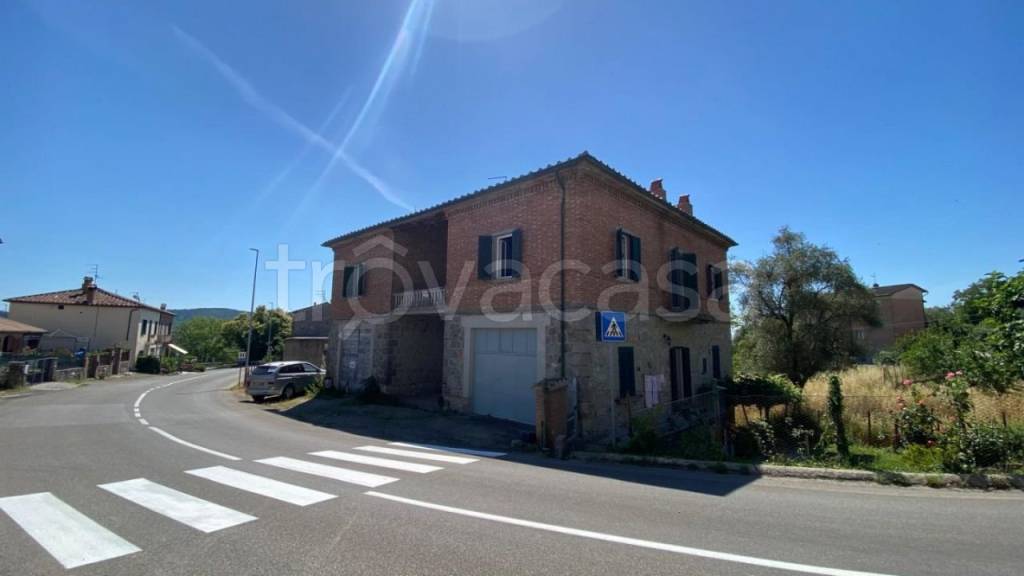 casa indipendente in vendita a Roccastrada