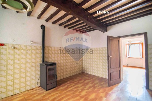 casa indipendente in vendita a Roccastrada