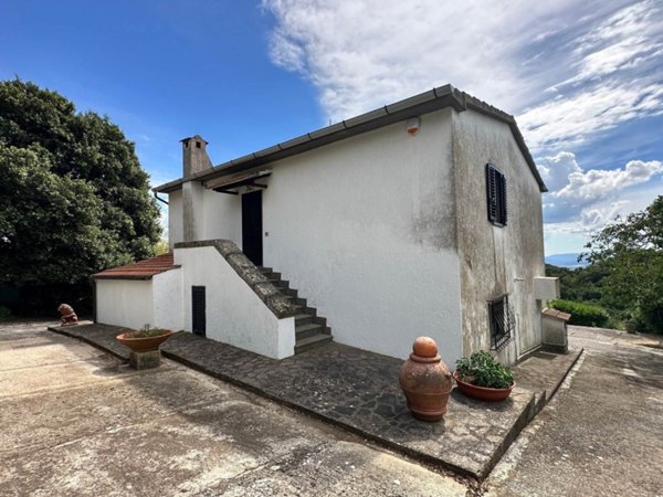 casa indipendente in vendita a Roccastrada