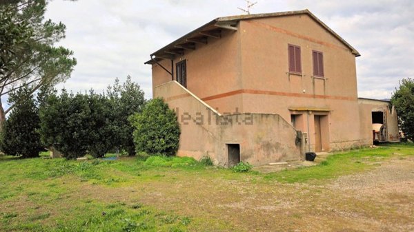 casale in vendita a Roccastrada