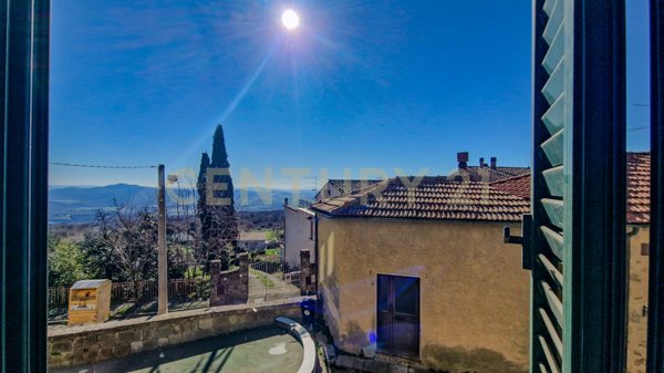appartamento in vendita a Roccastrada in zona Sassofortino