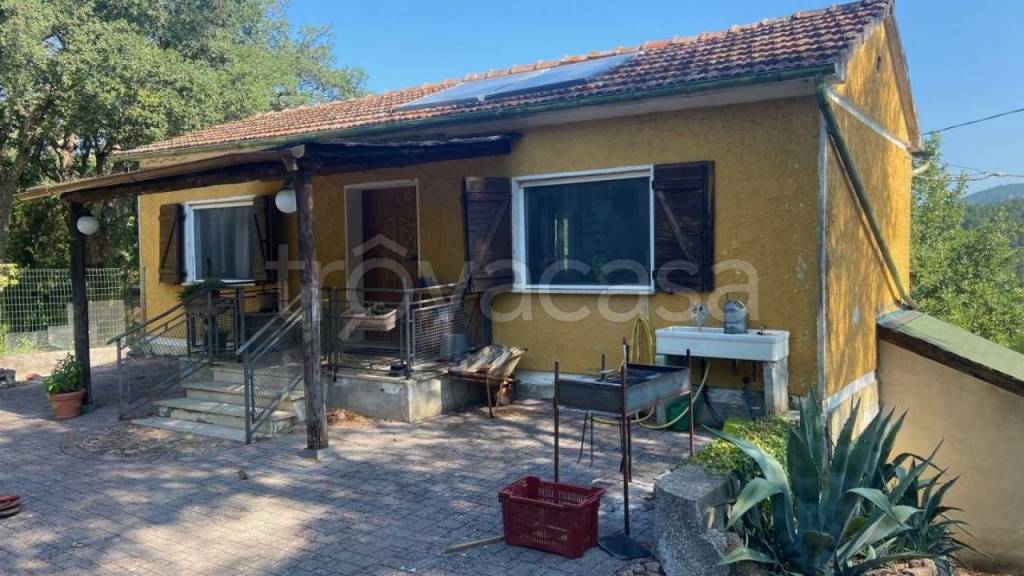 casa indipendente in vendita a Roccastrada