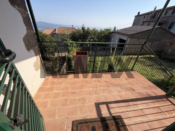 casa indipendente in vendita a Roccastrada in zona Sassofortino