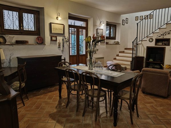 casa indipendente in vendita a Roccastrada