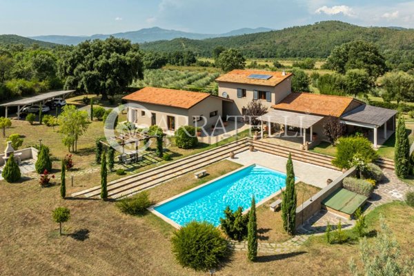 casa indipendente in vendita a Roccastrada