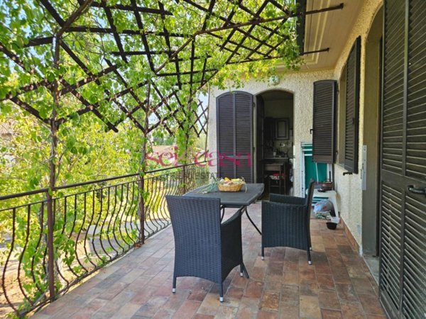 casa indipendente in vendita a Roccastrada in zona Ribolla