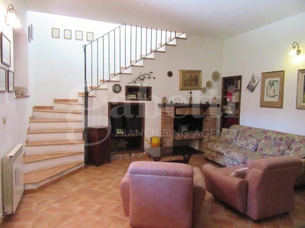 casale in vendita a Roccastrada