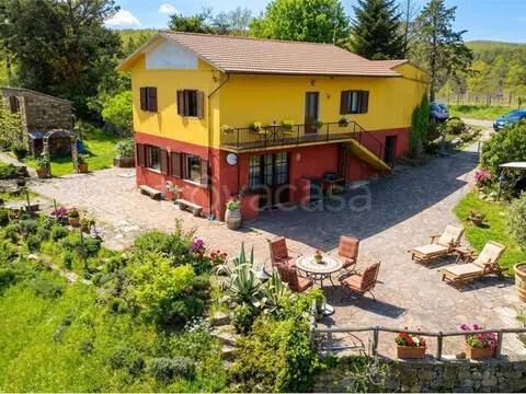 casa indipendente in vendita a Roccastrada in zona Roccatederighi