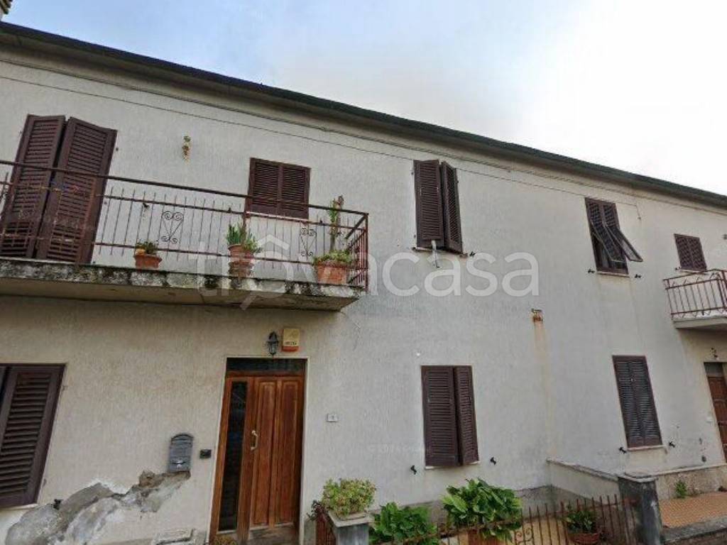 appartamento in vendita a Roccastrada in zona Ribolla