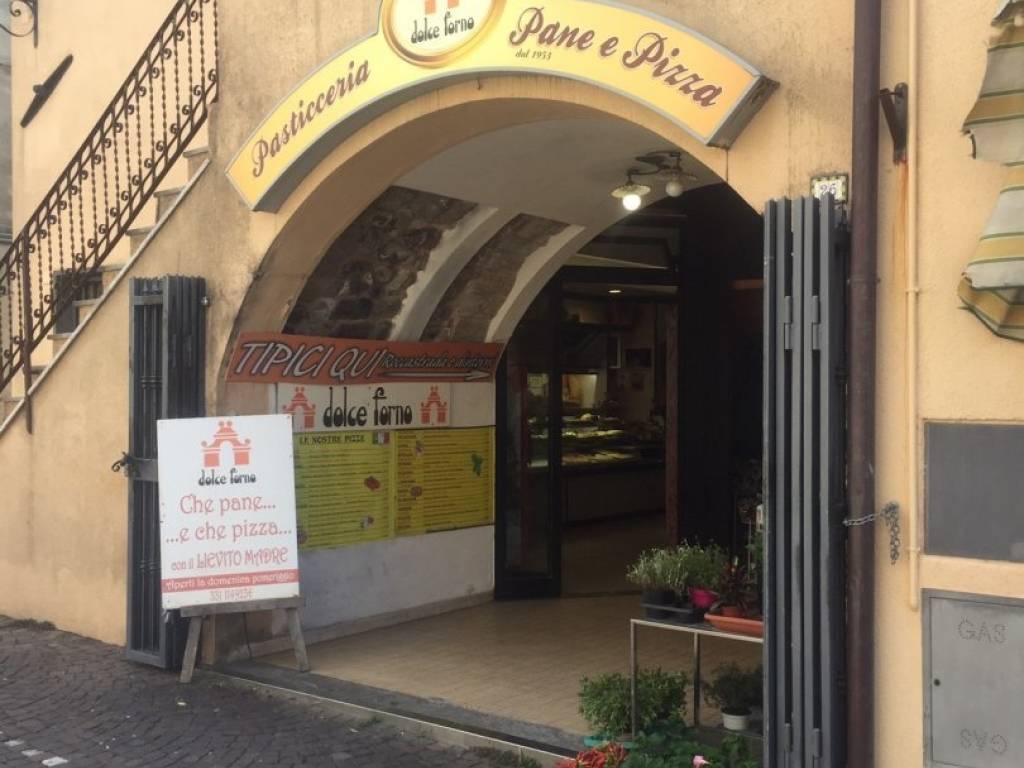 negozio in vendita a Roccastrada