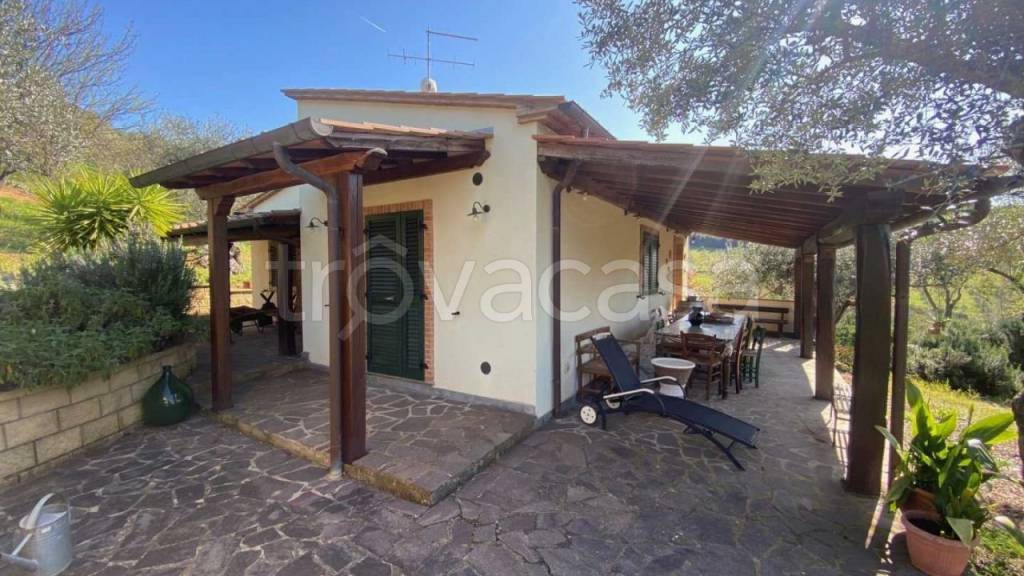casa indipendente in vendita a Roccastrada