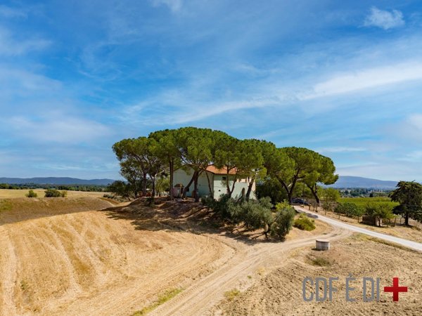 casale in vendita a Roccastrada in zona Montemassi