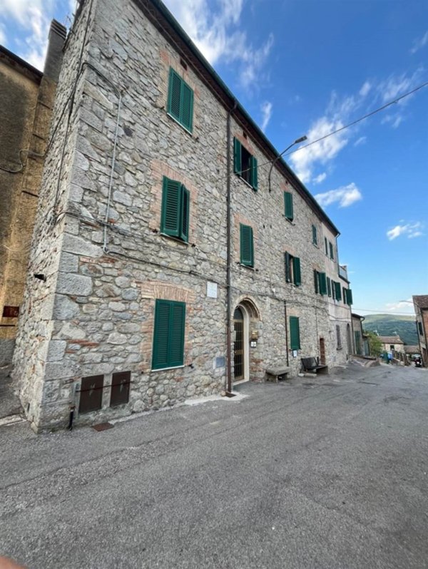 appartamento in vendita a Roccastrada in zona Torniella
