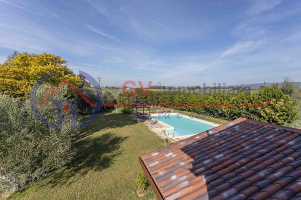 casa indipendente in vendita a Roccastrada