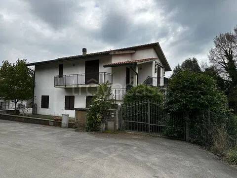 casa indipendente in vendita a Roccastrada in zona Torniella