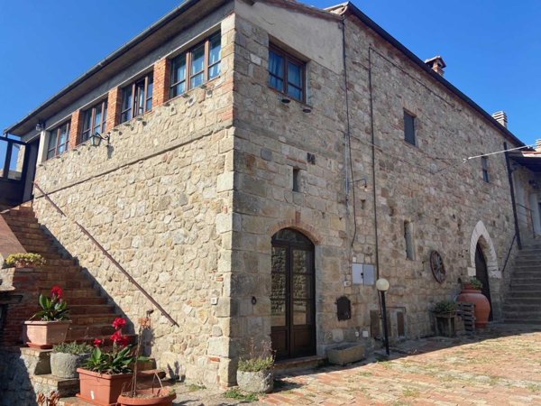appartamento in vendita a Roccastrada