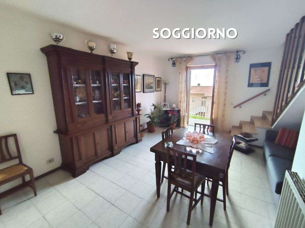 casa indipendente in vendita a Roccastrada in zona Sassofortino