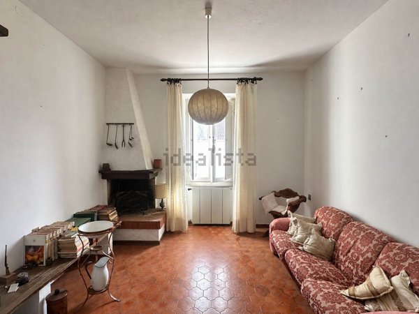 casa indipendente in vendita a Roccastrada in zona Ribolla