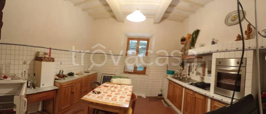 appartamento in vendita a Roccastrada in zona Sassofortino