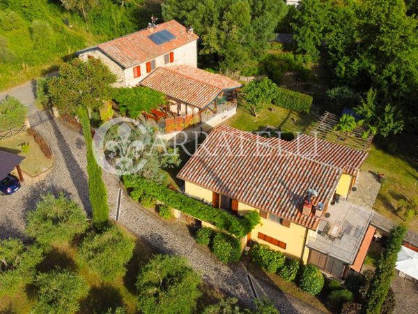 casa indipendente in vendita a Santa Fiora