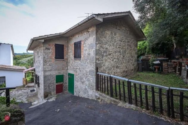 casa indipendente in vendita a Santa Fiora