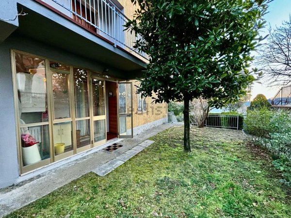 appartamento in vendita a Santa Fiora in zona Marroneto