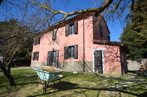 casa indipendente in vendita a Santa Fiora