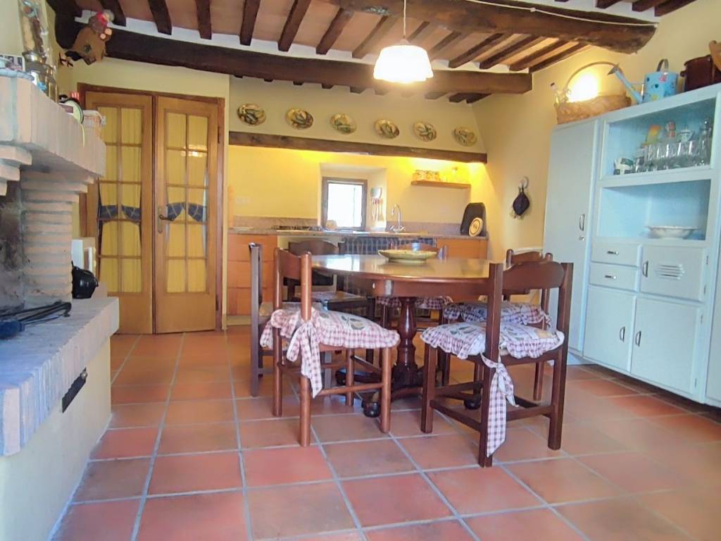 appartamento in vendita a Santa Fiora