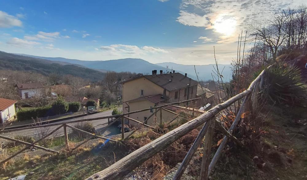 appartamento in vendita a Santa Fiora in zona Bagnolo