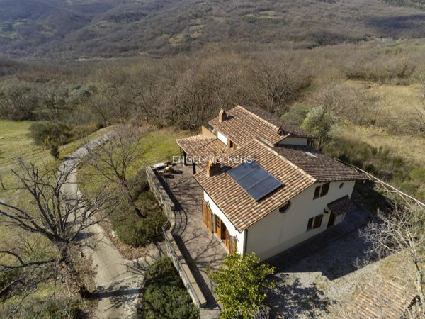 casa indipendente in vendita a Santa Fiora