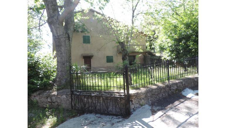 casa indipendente in vendita a Santa Fiora
