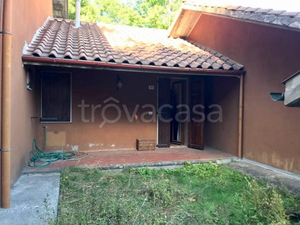 casa indipendente in vendita a Santa Fiora in zona Bagnore